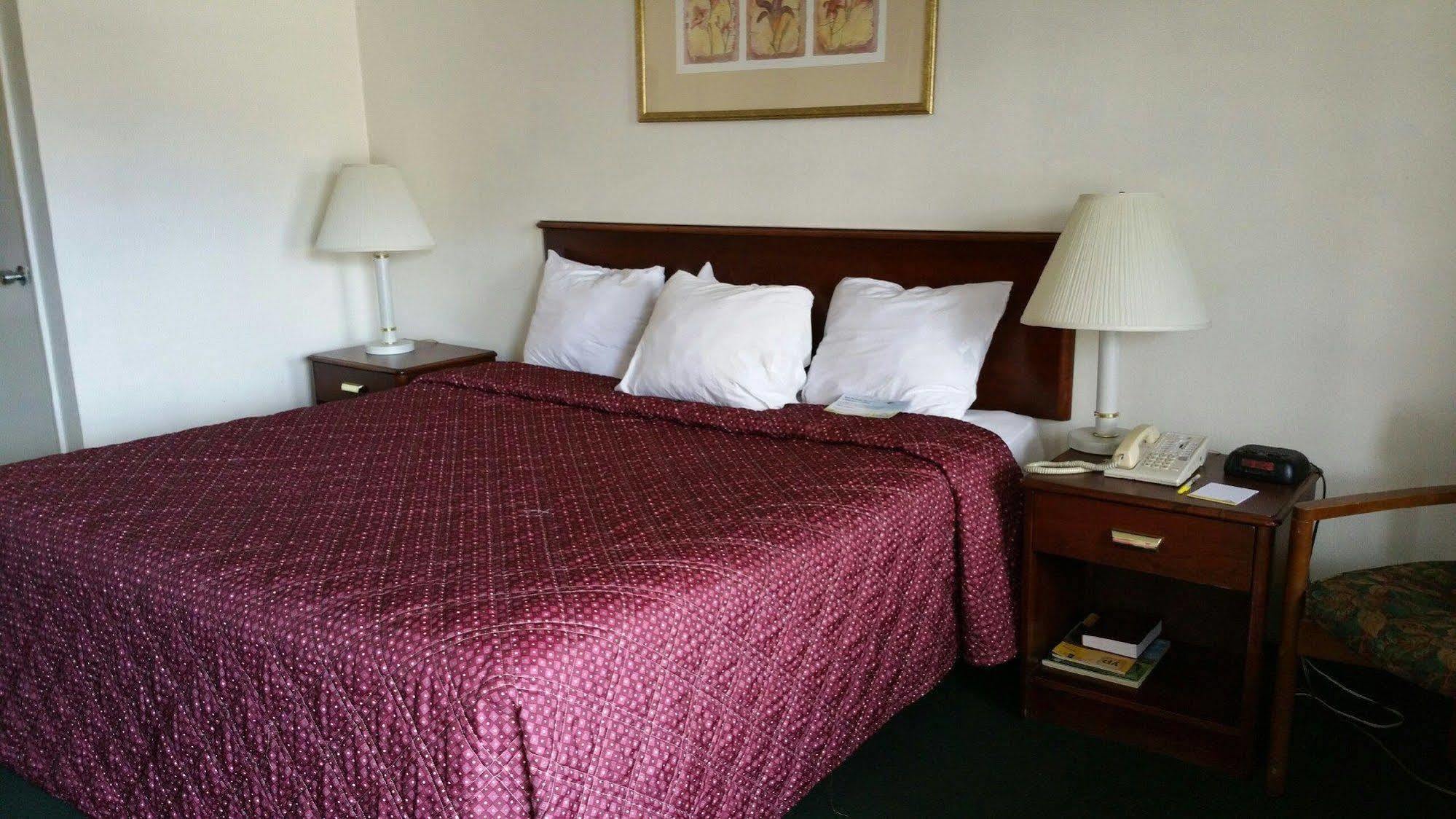Best Budget Inn Tell City Buitenkant foto